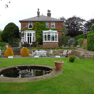 https://holly-croft.yorkshirehotels.net